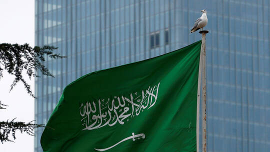 السعودية: انتهاكات إيران للقوانين الدولية تعرض المنطقة للخطر والدمار