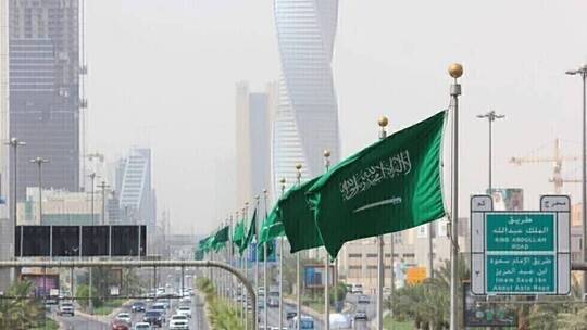 أنباء عن إفراج السعودية عن الناشطة نوف عبد العزيز بعد ساعات من إطلاق سراح لجين الهذلول