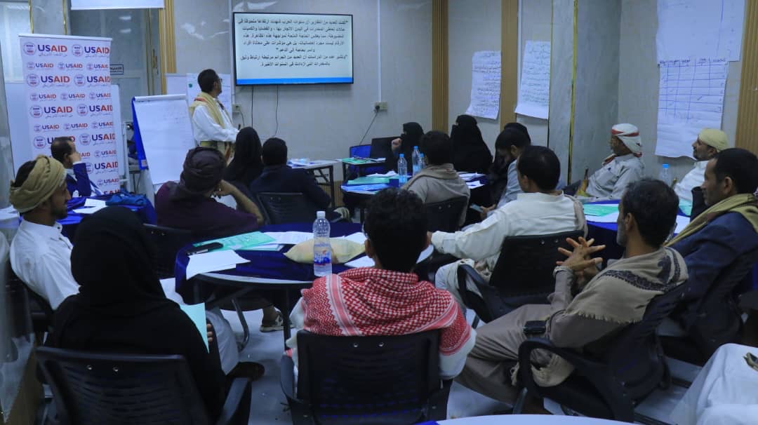 مأرب: المعهد الديمقراطي يختتم ورشة تدريبية حول القيادة التشاركية لأعضاء ملتقى السلم المجتمعي
