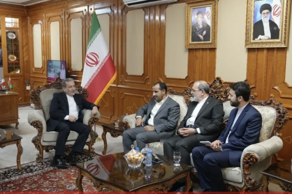 إيران توجه طلبًا عاجلًا للحوثيين