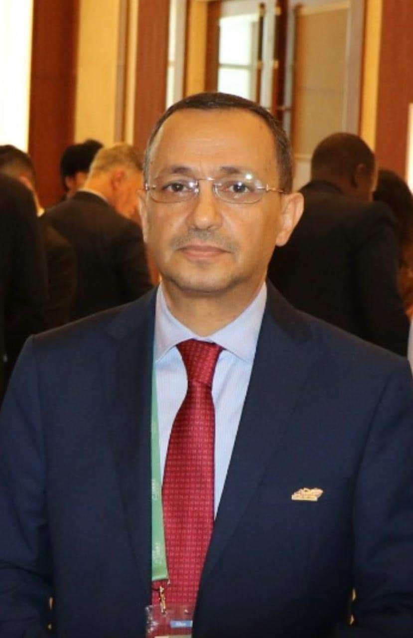 ما سبب استقالة رئيس لجنة الانتخابات في اتحاد كرة القدم؟