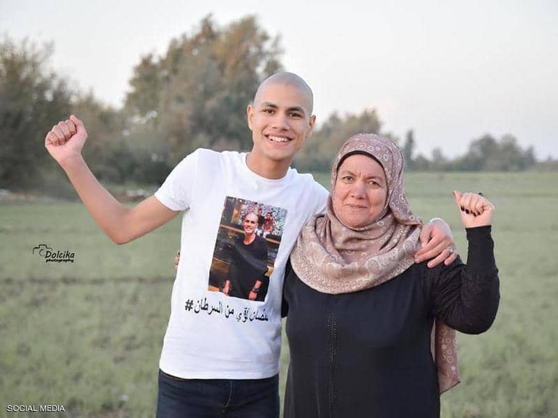 نال جوائز وأموال.. تفاصيل مثيرة في قضية مُدعي الإصابة بالسرطان والإيدز