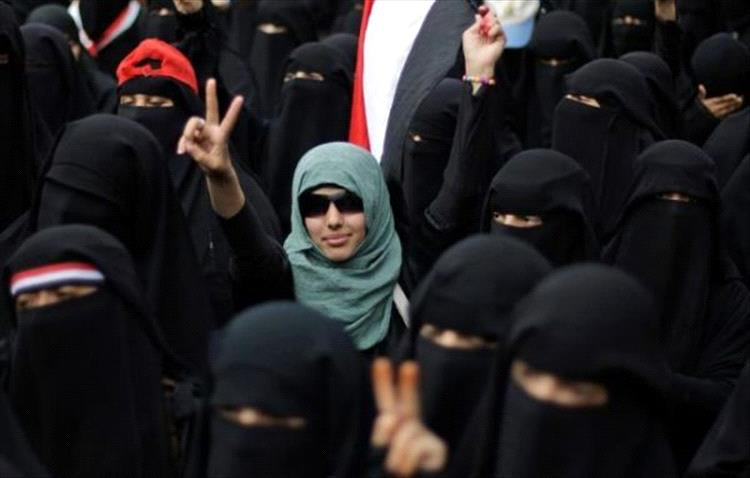 ارتكاب أكثر من 10 ألف انتهاك حوثي بحق المرأة
