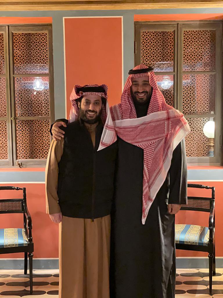 تركي آل الشيخ يدعم ولي العهد السعودي على طريقته الخاصة